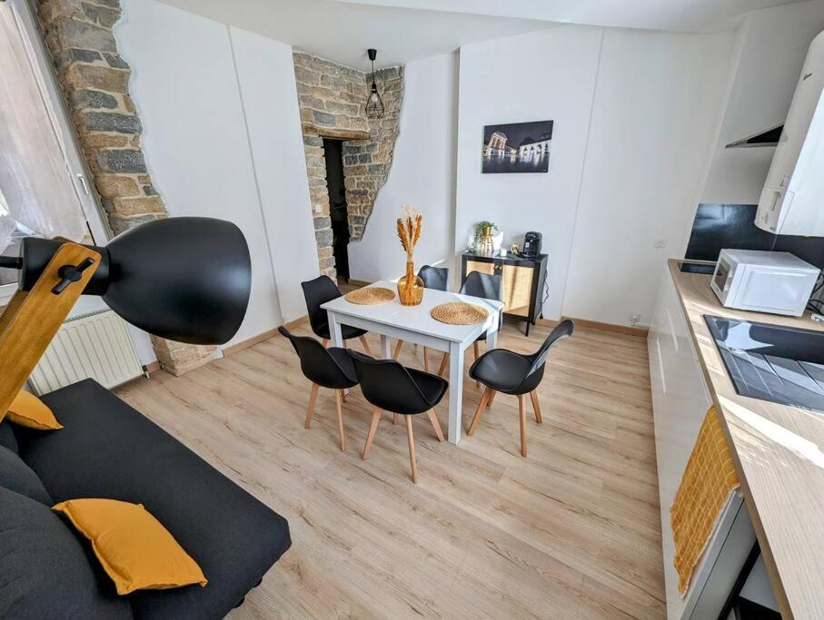 Logement Complet Dijon Centre Jusqu'A 6 Couchages Exterior photo